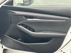 2021 Mazda 3 G25 Evolve