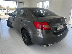 2010 Suzuki Kizashi XLS FR Grey