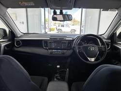 2016 Toyota RAV4 GXL ZSA42R Glacier White