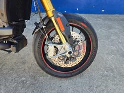 2017 Ducati 939 HYPERMOTARD Red