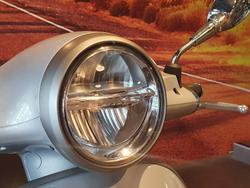2025 Vespa Primavera Tech 150 Primavera Silver