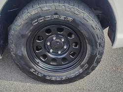 2020 Toyota
Hilux SR