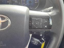 2020 Toyota
Hilux SR