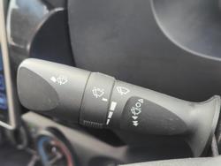 2020 Toyota
Hilux SR