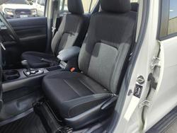 2020 Toyota
Hilux SR