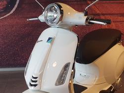 2024 Vespa Primavera 50 4T Primavera White