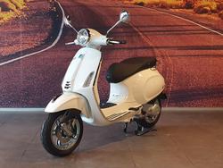 2024 Vespa Primavera 50 4T Primavera White