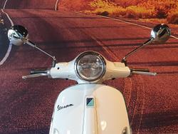 2024 Vespa Primavera 50 4T Primavera White