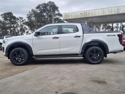 2025 Isuzu D-MAX X-TERRAIN