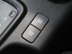 2020 Toyota Hilux SR