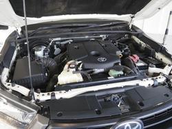 2020 Toyota Hilux SR