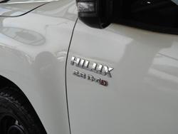 2020 Toyota Hilux SR