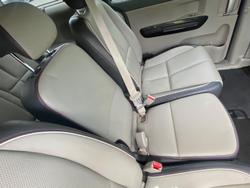 2015 Kia Carnival Platinum YP MY15 Aurora Black