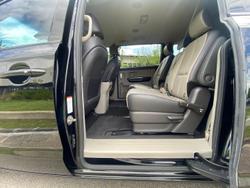 2015 Kia Carnival Platinum YP MY15 Aurora Black