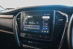 2023 Isuzu MU-X LS-T