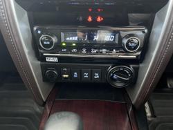 2015 Toyota Fortuner Crusade GUN156R 4X4 Dual Range Nebula Blue