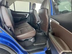 2015 Toyota Fortuner Crusade GUN156R 4X4 Dual Range Nebula Blue