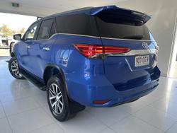 2015 Toyota Fortuner Crusade GUN156R 4X4 Dual Range Nebula Blue