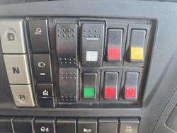 2015 Iveco
Powerstar 6400