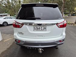 2020 Isuzu
MU-X LS-T