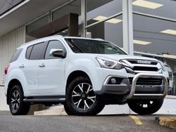 2020 Isuzu
                MU-X LS-T