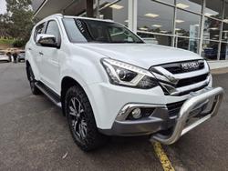 2020 Isuzu
                MU-X LS-T