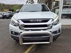 2020 Isuzu
                MU-X LS-T