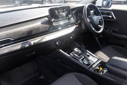 2022 Mitsubishi
                Outlander ES