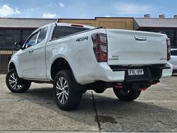 2024 Isuzu D-MAX