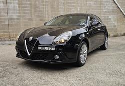 2017 Alfa Romeo Giulietta Super Series 2 Alfa Black