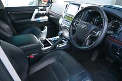 2018 Toyota
Landcruiser VX