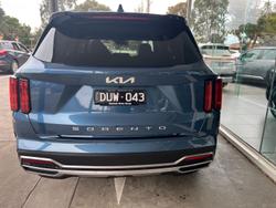 2022 Kia
Sorento Sport+
