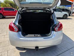 2013 Nissan Pulsar ST-S