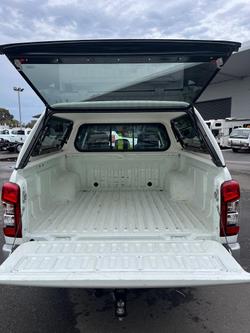 2023 Mitsubishi Triton GLX+