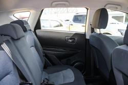 2013 Nissan
Dualis ST