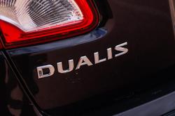 2013 Nissan
Dualis ST