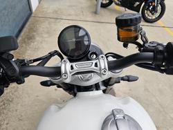 2024 Triumph BONNEVILLE SPEED TWIN 1200 White