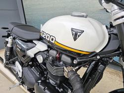 2024 Triumph BONNEVILLE SPEED TWIN 1200 White