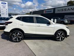 2020 Nissan
                QASHQAI Ti