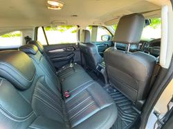 2021 Isuzu MU-X LS-T