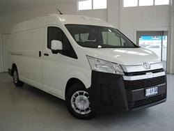 2022 Toyota Hiace