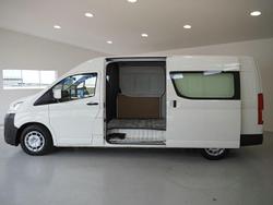 2022 Toyota Hiace