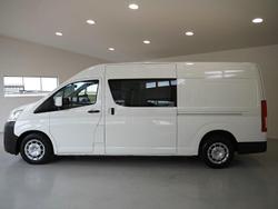 2022 Toyota Hiace