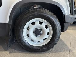 2024 Land Rover Defender 110 D250 Hard Top S