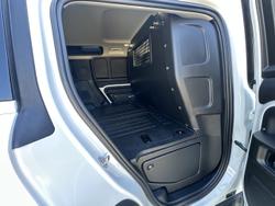 2024 Land Rover Defender 110 D250 Hard Top S