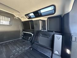 2024 Land Rover Defender 110 D250 Hard Top S