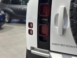 2024 Land Rover Defender 110 D250 Hard Top S