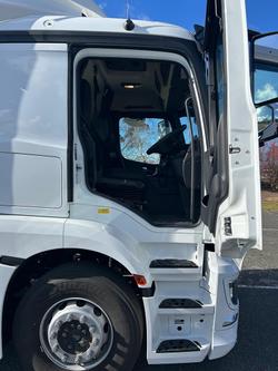 2025 Mercedes-Benz Actros 2646 2646LS Pure