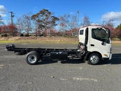 2025 Hino 616 - 300 Series 616