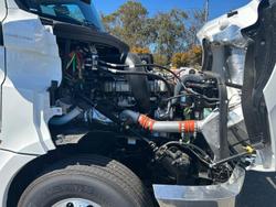 2025 Freightliner Cascadia Cascadia 126